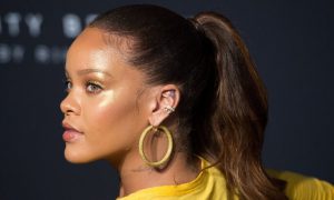 Rihanna wearing gold highlighter