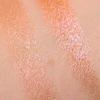 huda beauty desert dusk eye shadow celestial pearl swatch