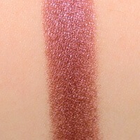 huda beauty desert dusk eye shadow royal pearl swatch