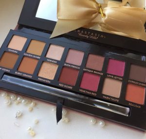 open soft glam palette with a bow