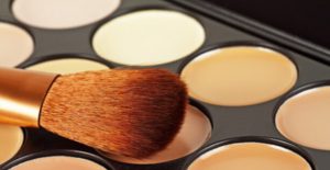 concealers and brush