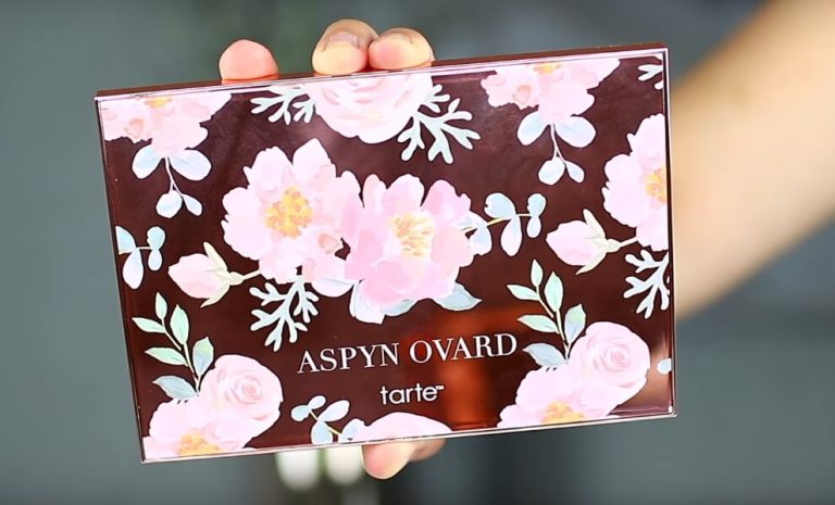 Tarte Aspyn Onvard eye and cheek palette closed packaging