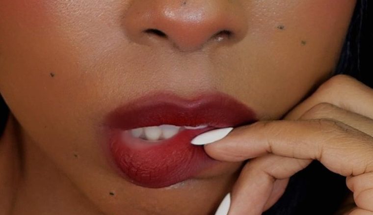 Cherub Lips Are The Talk Of Fall Beauty - Here's How To Do Them