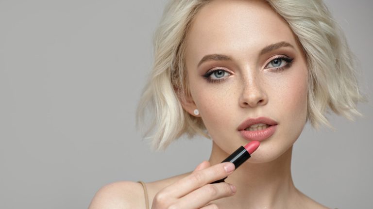 Keep Your Lip Color On All Day By Applying Your Products In This Order