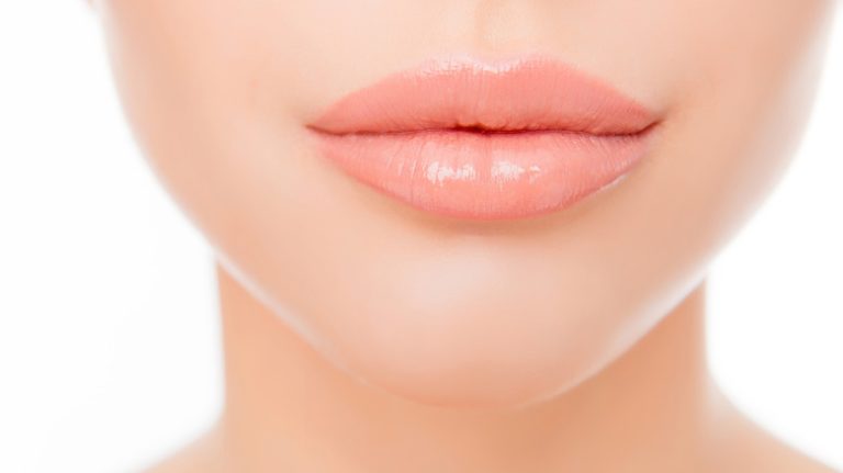 The Underappreciated Magic Of Clear Lip Gloss