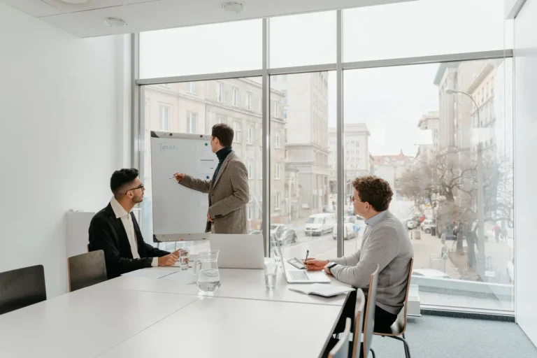 Leading Teams Through Organisational Change Leading Teams Through Organisational Change
