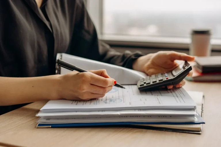 Managing Money Through Career Transitions