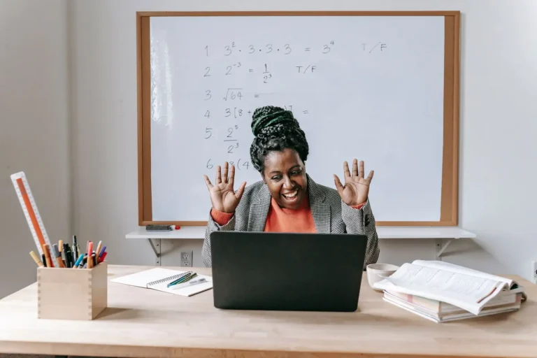 Why Short Courses Now Define Professional Growth