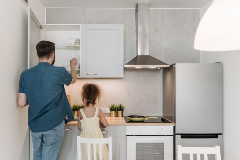 How Shared Parenting Reshapes Daily Household Routines