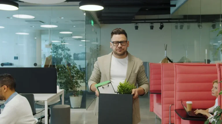 Why Good Employees Leave Without Warning